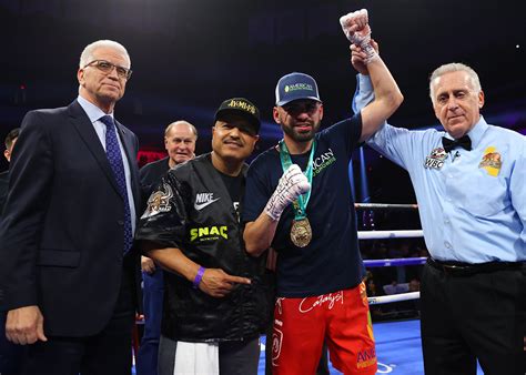 jose ramirez vs richard commey|ramirez vs commey card.